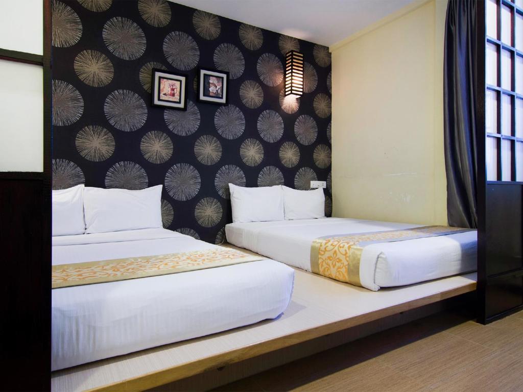 Eight Days Boutique Hotel - Mount Austin جوهر بهرو المظهر الخارجي الصورة
